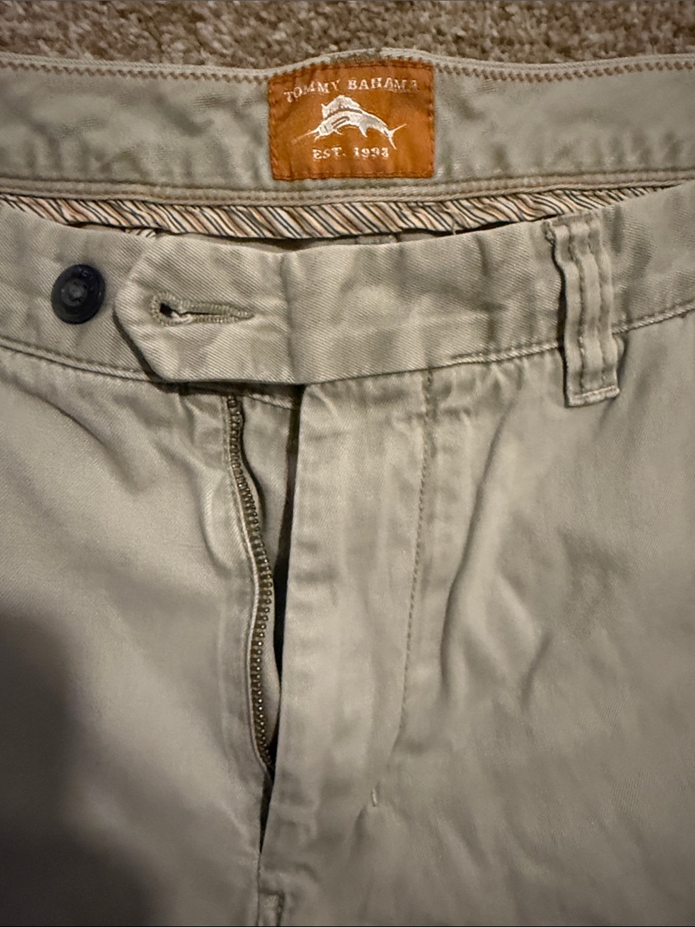 Tommy Bahama Men’s Chinos in Light Khaki